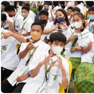 필리핀 '파라냐케 산이시드로 국립고등학교'에 교복 지원으로 학생들에게 행복을 선물해 주신 국제위러브유운동본부 장길자 회장님