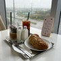 [금오름 카페] 제주 빵지순례 대형 제주 베이커리 카페 :: 카페 파노 (CAFE PANO)