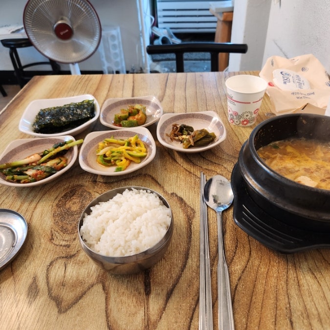 혼밥하기 좋은 서대문 밥집 골목식당ㅎ평범해! : 네이버 블로그