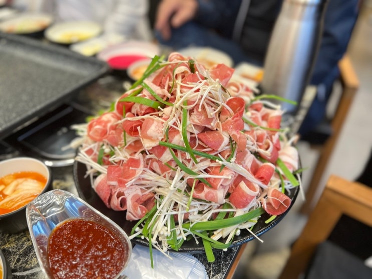 율량동 맛집 키즈카페가 함께 하는 뺑덕 산더미 오리 율량점에서