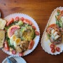 아보카도 오픈샌드위치가 맛있는 전주 브런치카페 투리스타 만성점 여러번 방문했어요