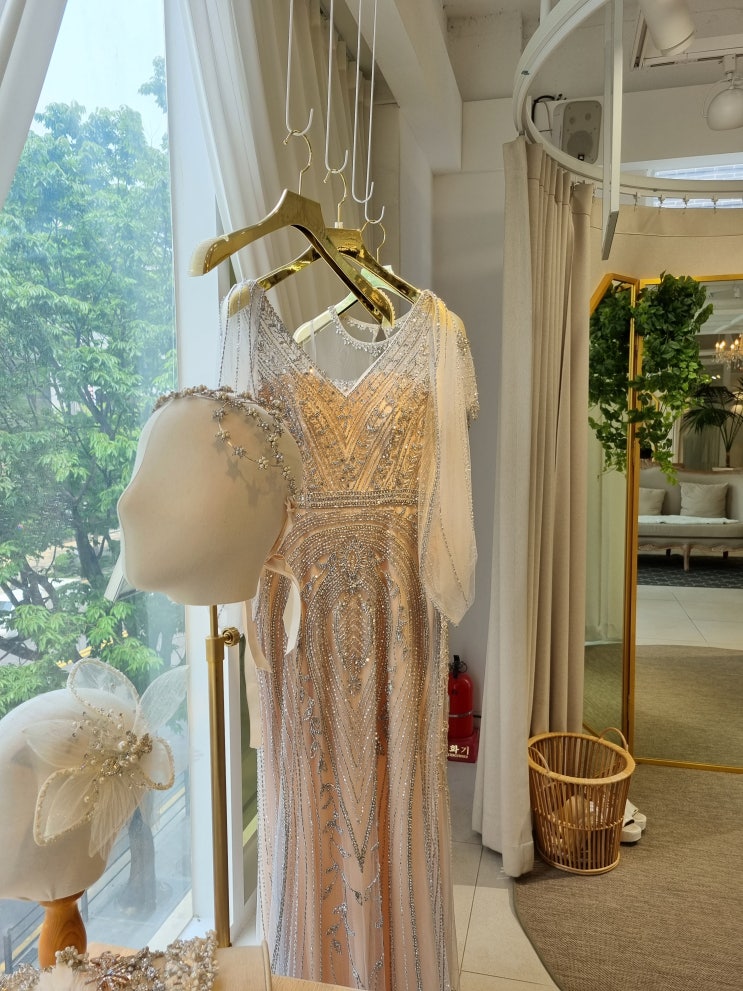 결혼식 2부 드레스 대여샵 루이엔젤 피팅 후기 네이버 블로그 2077