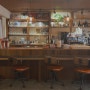 서울/숙대입구 :: 조용하고 힙한 애견동반 카페, unite coffee bar 유나이트 커피 바
