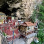 [동티벳] 절벽 동굴에 자리잡은 비로자나불
