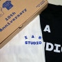 아이앱스튜디오 IAB STUDIO 10주년 반팔 티셔츠 L 사이즈 후기 (화이트/블랙 2PACK) 사이즈 비교