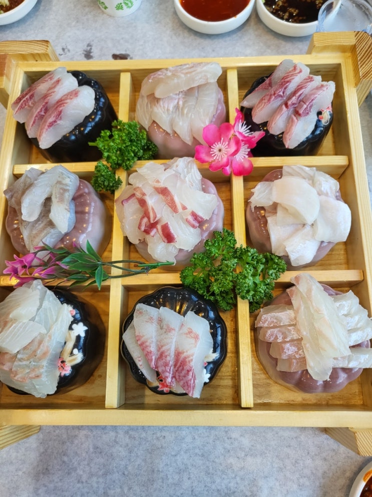 [부산맛집]광안대교가 보이는 진양호횟집에서 활어회코스 : 네이버 블로그