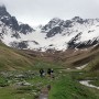 조지아 여행 : 설산을 바라보며 주타 트레킹