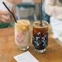 홍콩 할리우드로드 감성 카페 하프웨이 커피