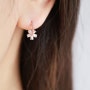 14K 18K로 반짝이는 큐빅 꽃 버블 링 귀걸이 제작