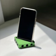 WeC 위씨 신제품 무전력스피커 핸드폰받침대를 소개하겠습니다.