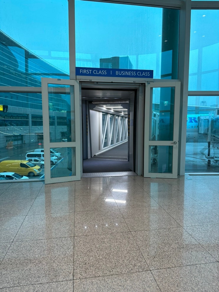 싱가포르 1일차 (대한항공 KE645 프레스티지 슬리퍼, 창이국제공항 4터미널, 리버사이드 호텔 로버트슨 키 디럭스 퀸 ...