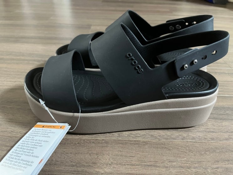 [크록스(Crocs)] 편안한 키높이 샌들 추천 브루클린 로우 웨지! +size tip (BROOKLYN LOW WEDGE ...