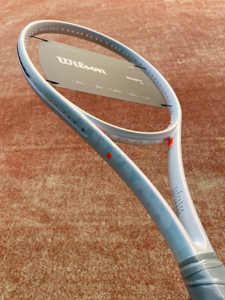 [신제품 소식] Shift is Here, Spin is in. 윌슨 W Labs에서 갈고 닦은 신제품, Shift v1 ...