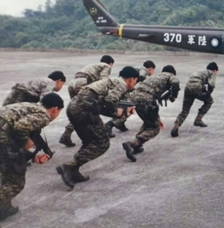 MP5K를 갖춘 타이완 해병 특근대 : 네이버 블로그