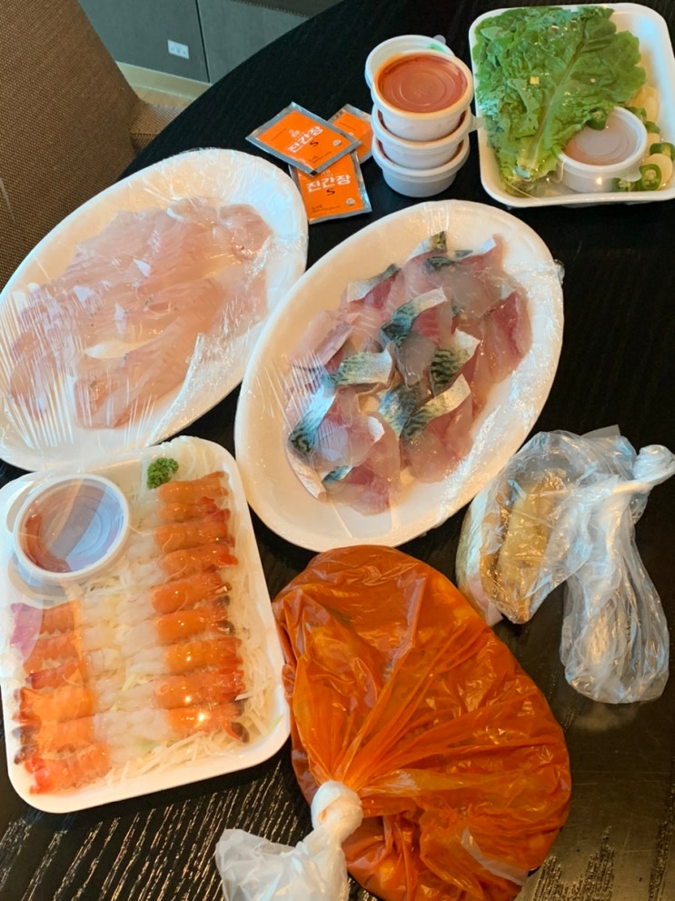 제주도 동문시장 먹거리, 남해수산 고등어회 올레수산 딱새우회 사랑떡볶이 포장 : 네이버 블로그
