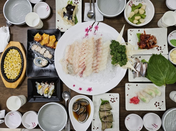 [군산 여행 맛집 추천] 황금어장, 다찌st, 현지인 추천 횟집! 운영시간, 예약, 주차, 가격, 가격 대비 최고, 음식이 ...