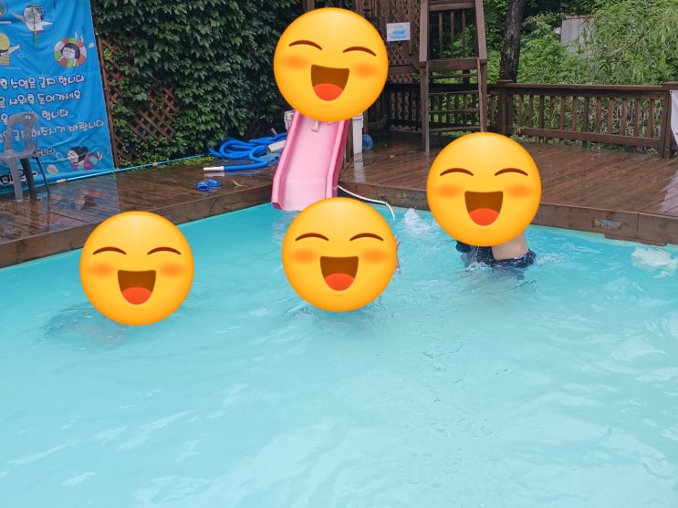블로그씨는 주말에 도심을 벗어나 시골에서 푹 쉬다 왔어요. 초록 초록한 나의 촌캉스 여행을 사진과 함께 공유해 주세요 ...