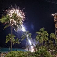 하와이 와이키키 불꽃놀이 명당 알리타워 수영장