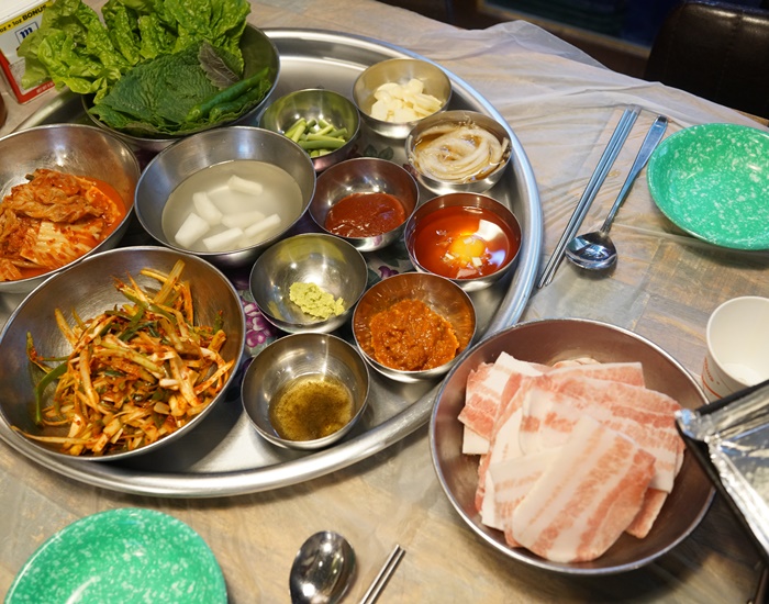 평택 고덕 맛집 :: 90년대 감성 분위기의 냉삼 맛집 '선희네집 고덕점' : 네이버 블로그