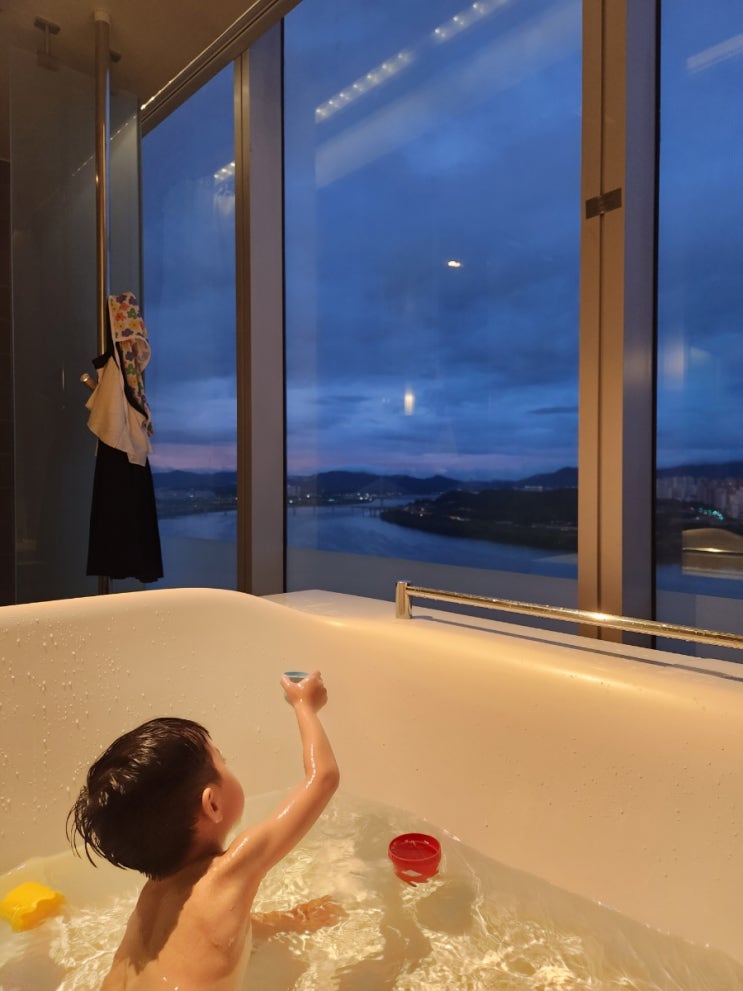 [서울/아이랑호캉스]5살 아기랑 호캉스 비스타워커힐 호텔 스파룸