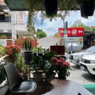 2023 방콕여행 #2 - 방콕 시내 나들이 (Boonlang Thai Cuisine, ve/la Cafe)