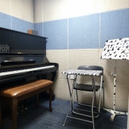 피아노연습실 대여 1호점 왕십리 폴리스튜디오