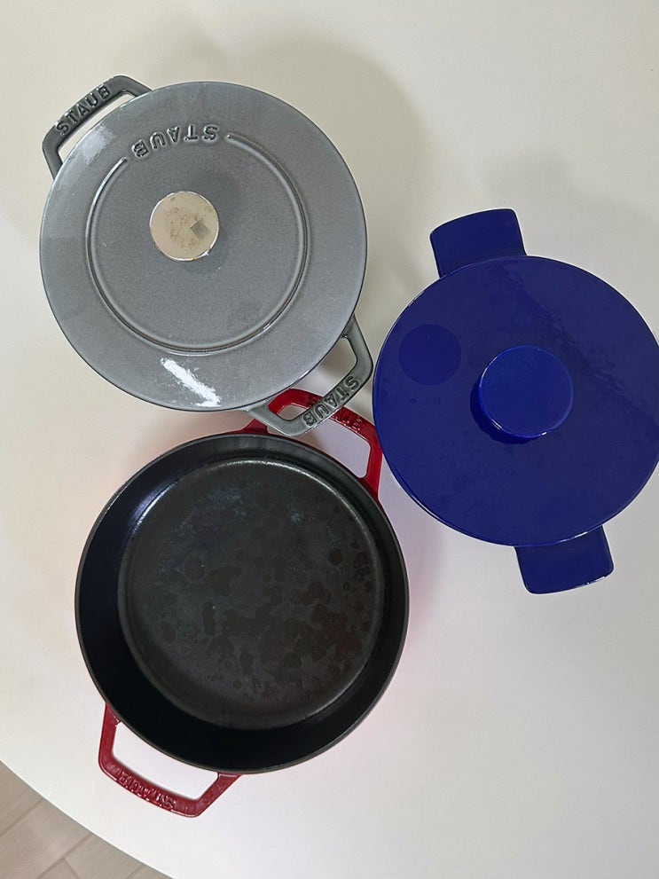 무쇠 냄비 비교 : 스타우브 아시아볼 18cm, 더블핸들 후라이팬 20cm / 까사무띠 프리모 무쇠냄비 16cm : 네이버 블로그