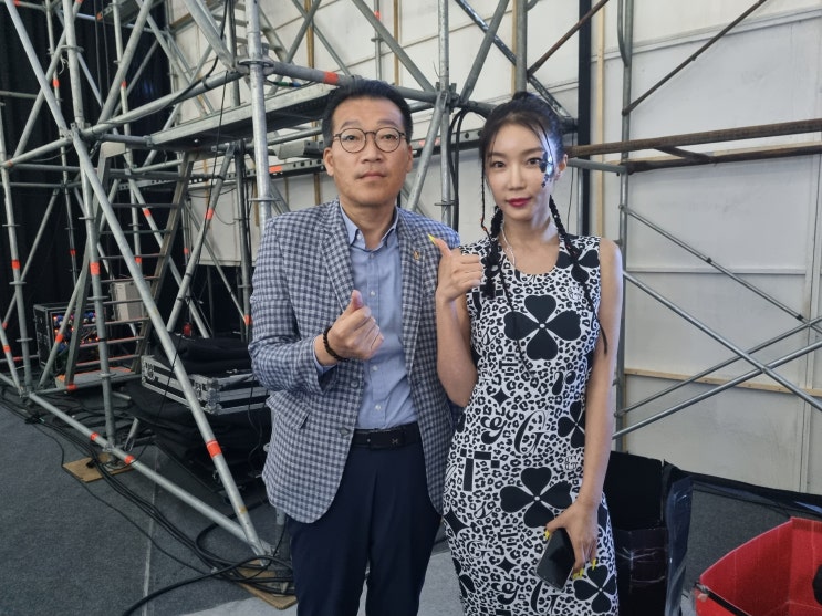 서울 패션위크 그리디어스 패션쇼 권은진 응원 방문 : 네이버 블로그