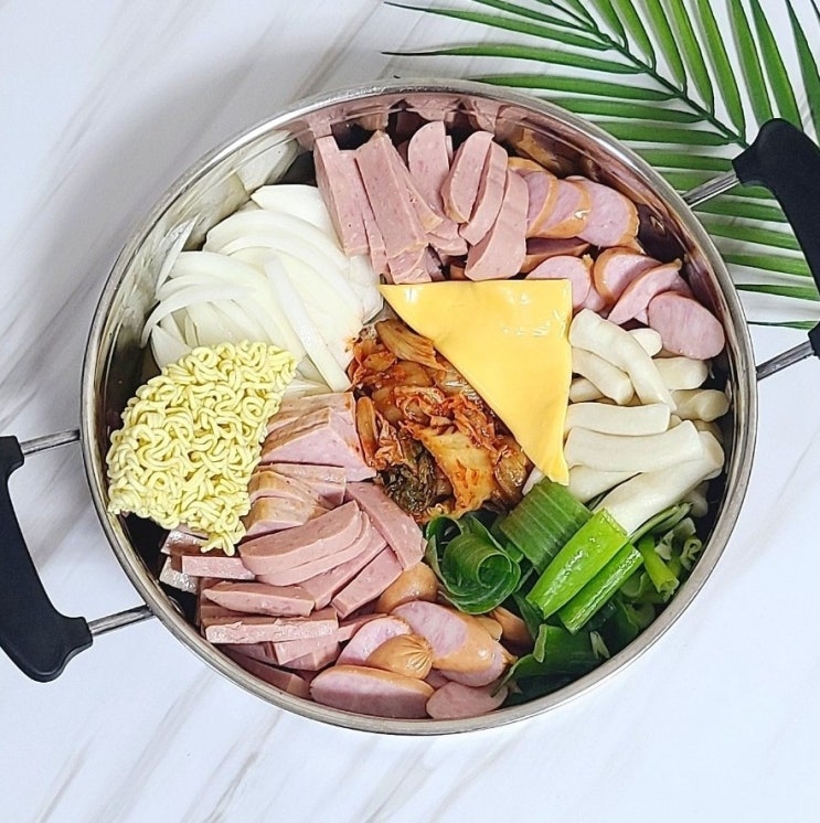백종원 부대찌개 만드는법 김치 부대찌개 햄 소세지 재료 오늘 저녁 메뉴 추천 : 네이버 블로그