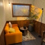 연남동 월에버 WALLEVER, 주택을 개조한 작은 아늑한 카페