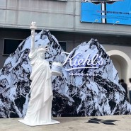 키엘 팝업스토어에서 만나는 EPS조형물, 자유의 여신상 제작사례