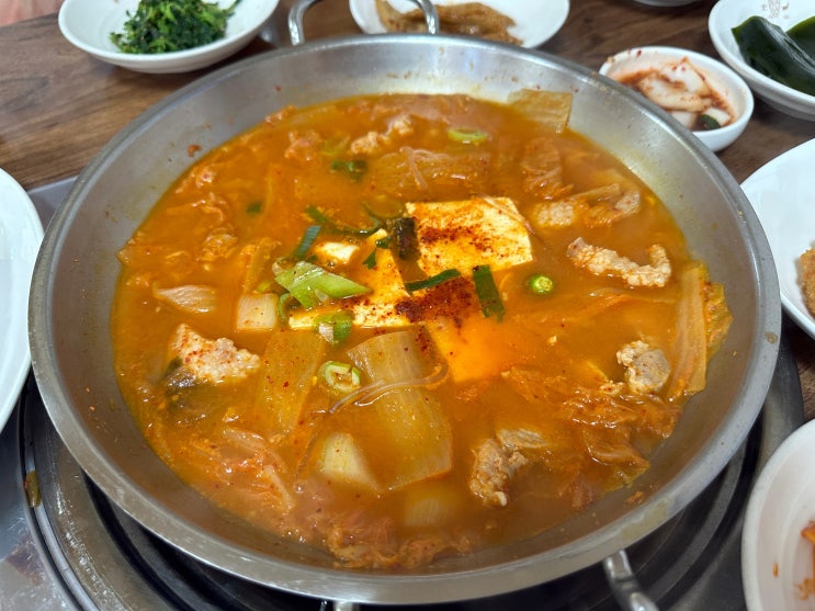 [울산] 도원식당 - 가정식 한식집 / 명품 김치찌개 / 한우 차돌된장찌개 / 산채비빔밥 / 두루치기 : 네이버 블로그