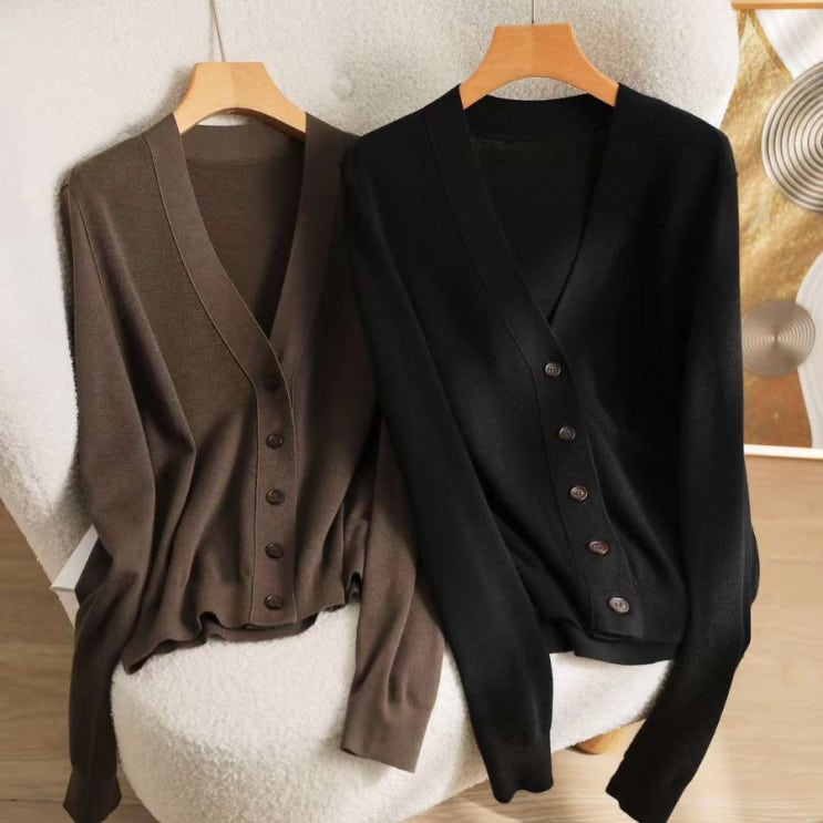 가을 간절기 브이넥 울 가디건 여성 니트 코디 : 네이버 블로그