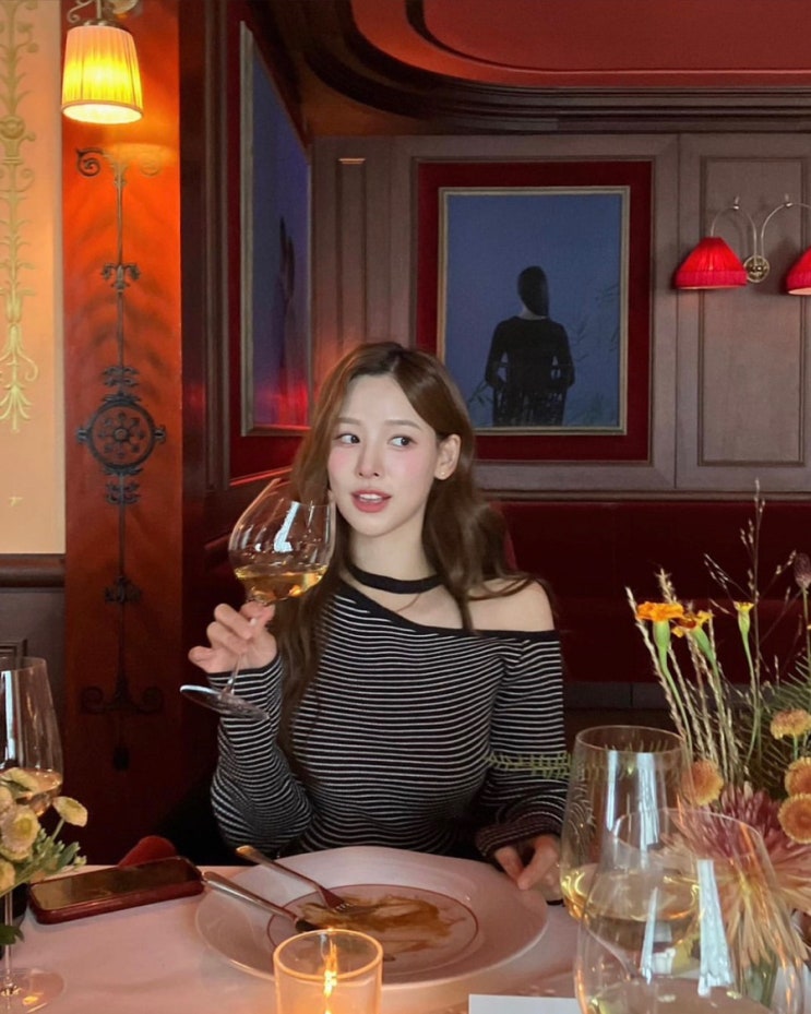 환승연애 이나연 인스타그램 네스프레소 행사 속 패션 옷 니트 탑 정보 : 네이버 블로그