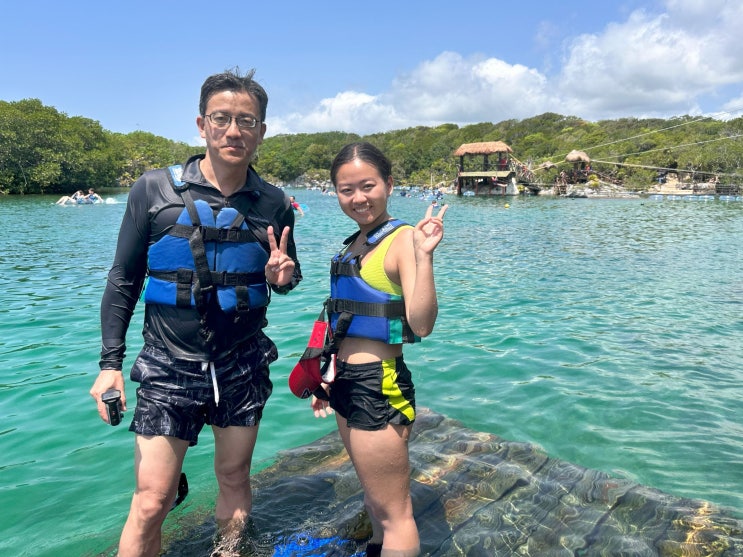 멕시코 스카렛(Xcaret) 그룹의 인기있는 물놀이 공원인 툴룸(Tulum) 부....