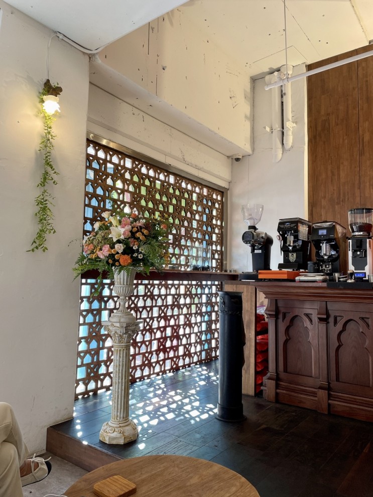 구파발역  커피 맛집, 혼자 가기 좋은 카페- YM 에스프레소룸