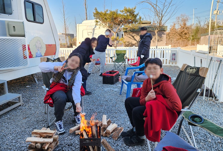 겨울 캠핑 임진각 평화누리 캠핑장(카라반 존)