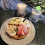 [카페플랜트370] 딸기 와플이 맛있는 사하구 카페