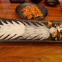 토끼트멍 제주 서귀포] 무늬오징어 숙회 물회 비빔국수 먹은 산방산 맛집 후기