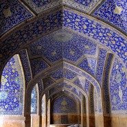 페르시아 건축의 걸작, 무카르나스 패턴디자인 샤 모스크