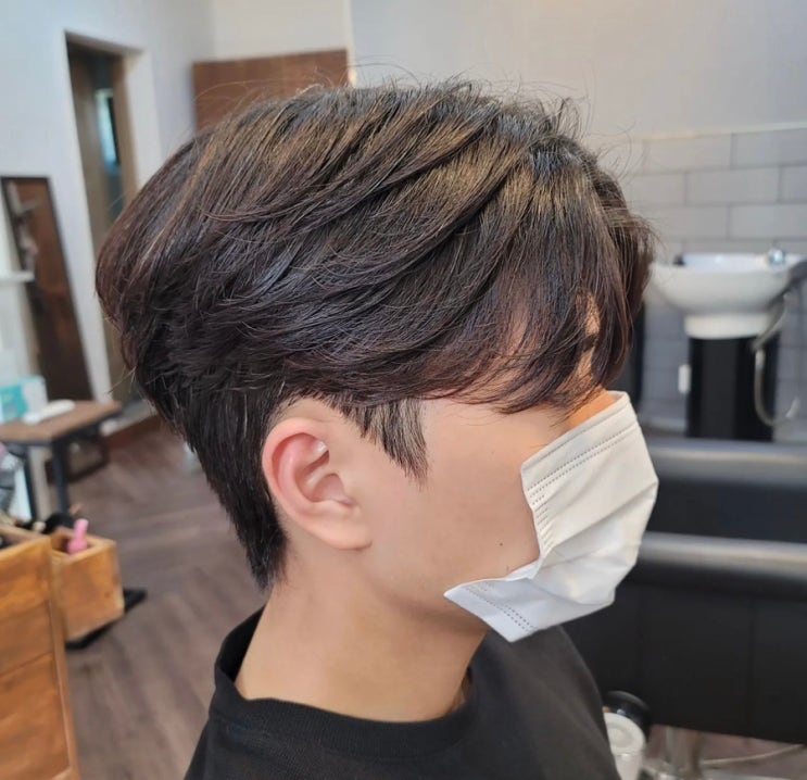 머리 기르고 싶으신 분들 무조건 ‘리프펌’ 거쳐가시면 됩니다 ! 창원 마산 남자머리잘하는곳 맨인브라운 : 네이버 블로그