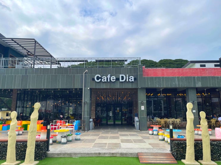 필리핀 클락 카페 디아(Cafe Dia) 클락 브런치 카페 맛집(feaet.디아 풀....