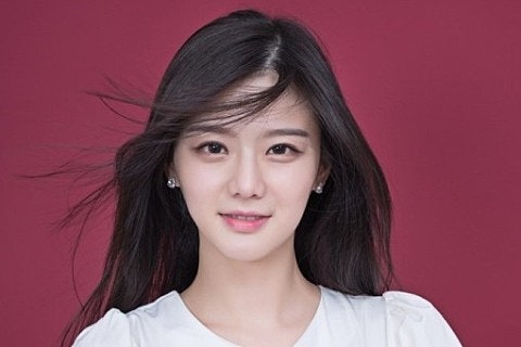 [1년 전 오늘] 걸그룹 쉬즈 (이태연), CCM 가수 여니엘