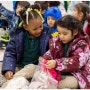 미국 동부지부, 아이들에게 겨울옷 기증하며 따뜻한 위로를 건네는 국제위러브유운동본부(회장 장길자)