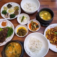 [경기] 김포 현대프리미엄아울렛 맛집, 푸짐한 보리밥과 청국장 그리고 제육볶음이 맛있는 시골향기