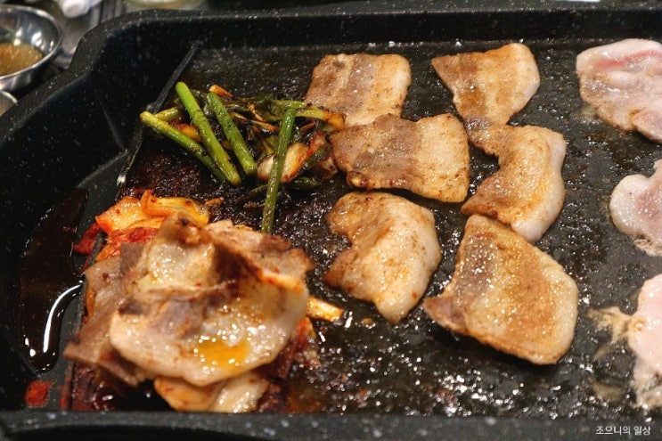 상무지구 냉삼 맛집 '상무냉삼' 당일도축 신선한 냉동삼겹살 : 네이버 블로그