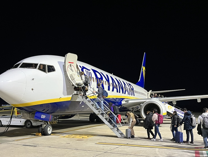 [스페인, 이탈리아 여행] 세비야에서 바르셀로나 이동_라이언 에어(RYAN AIR) 예약 및 탑승 후기 : 네이버 블로그