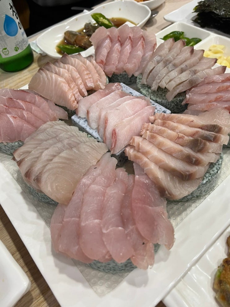[여수/시청맛집] 선어 회먹으면서 ‘돌담’에서 가족모임 : 네이버 블로그
