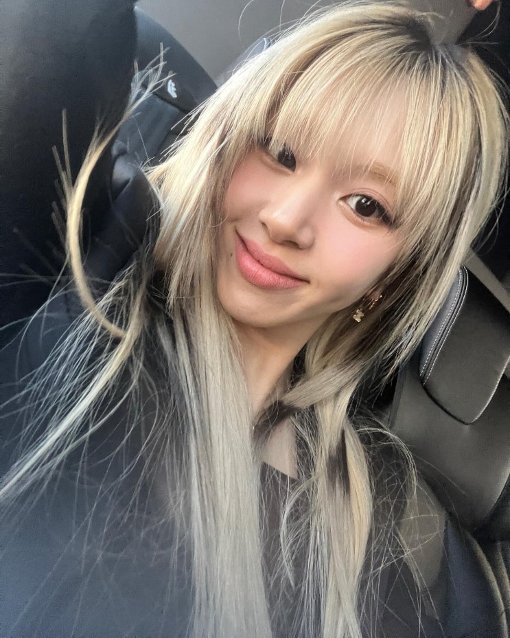 트와이스 채영, 230321 TWICE Chaeyoung 인스타그램 : 네이버 블로그