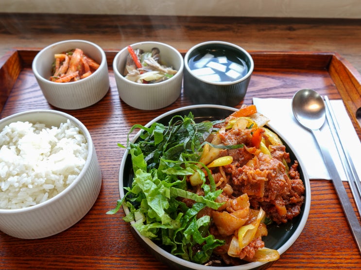 제주 구좌 하도리 혼밥 맛집은 수니테이블